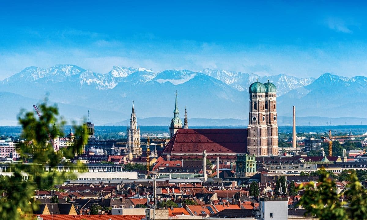 Business-Glasfaser in München – Verfügbarkeit für Ihren Unternehmensstandort prüfen