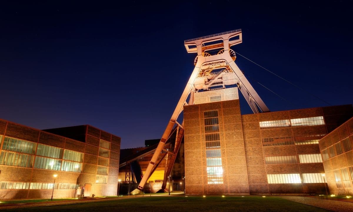 Business-Glasfaser in Essen – Verfügbarkeit für Ihren Unternehmensstandort prüfen