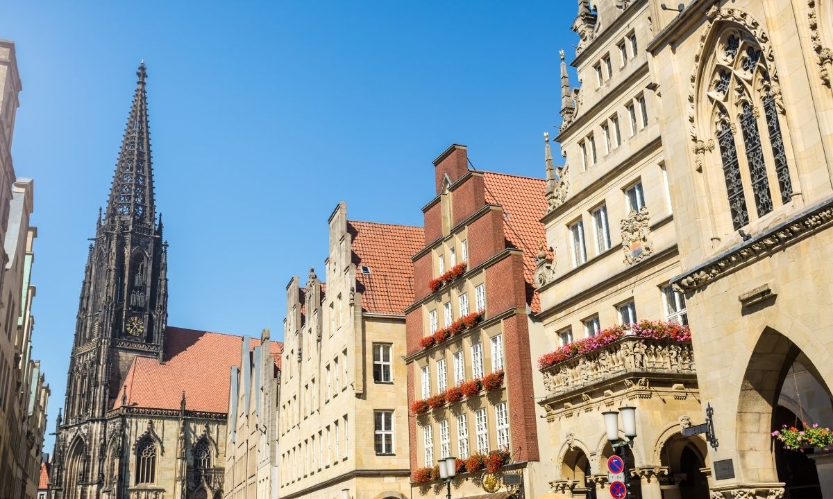 Business-Glasfaser in Münster – Verfügbarkeit für Ihren Unternehmensstandort prüfen