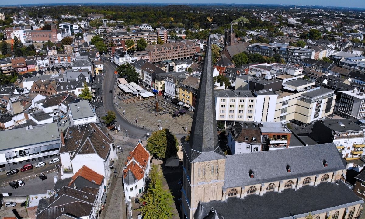 Business-Glasfaser in Mönchengladbach – Verfügbarkeit für Ihren Unternehmensstandort prüfen
