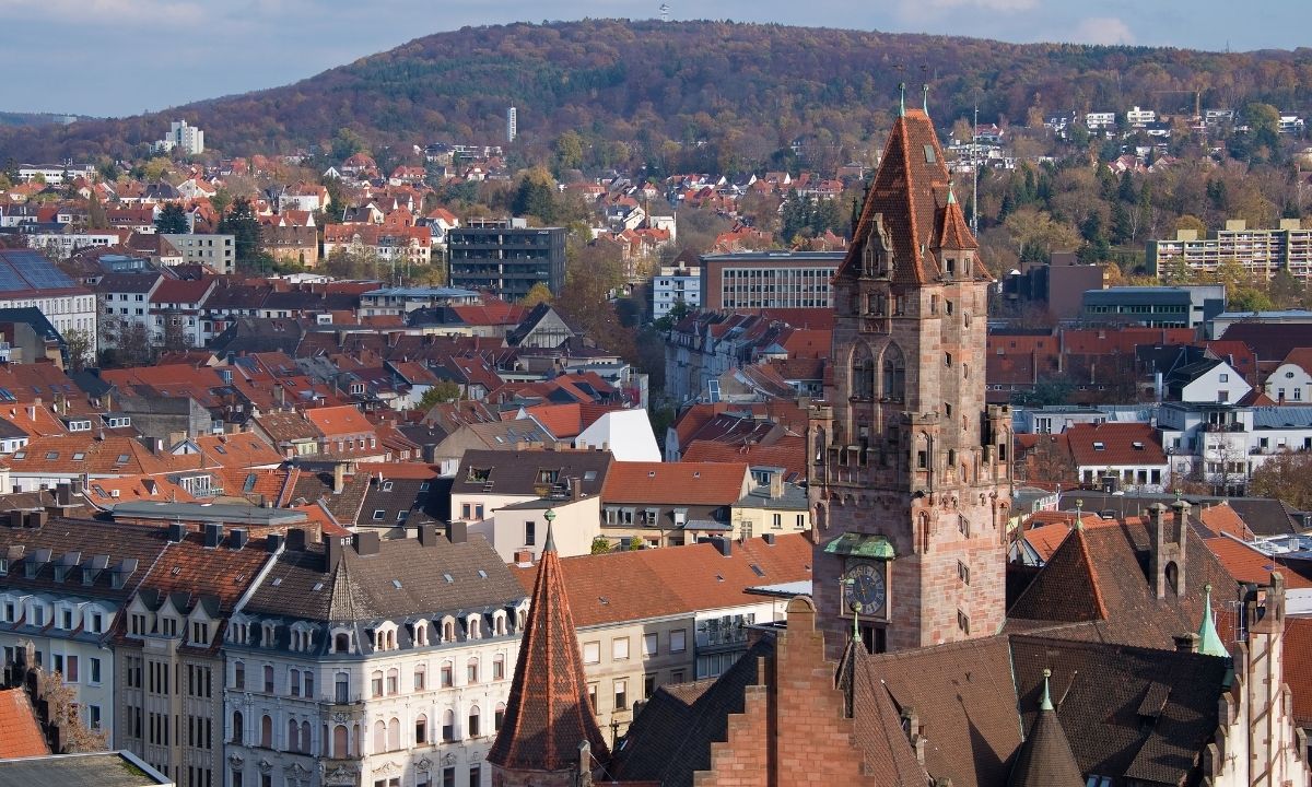Business-Glasfaser in Saarbrücken – Verfügbarkeit für Ihren Unternehmensstandort prüfen